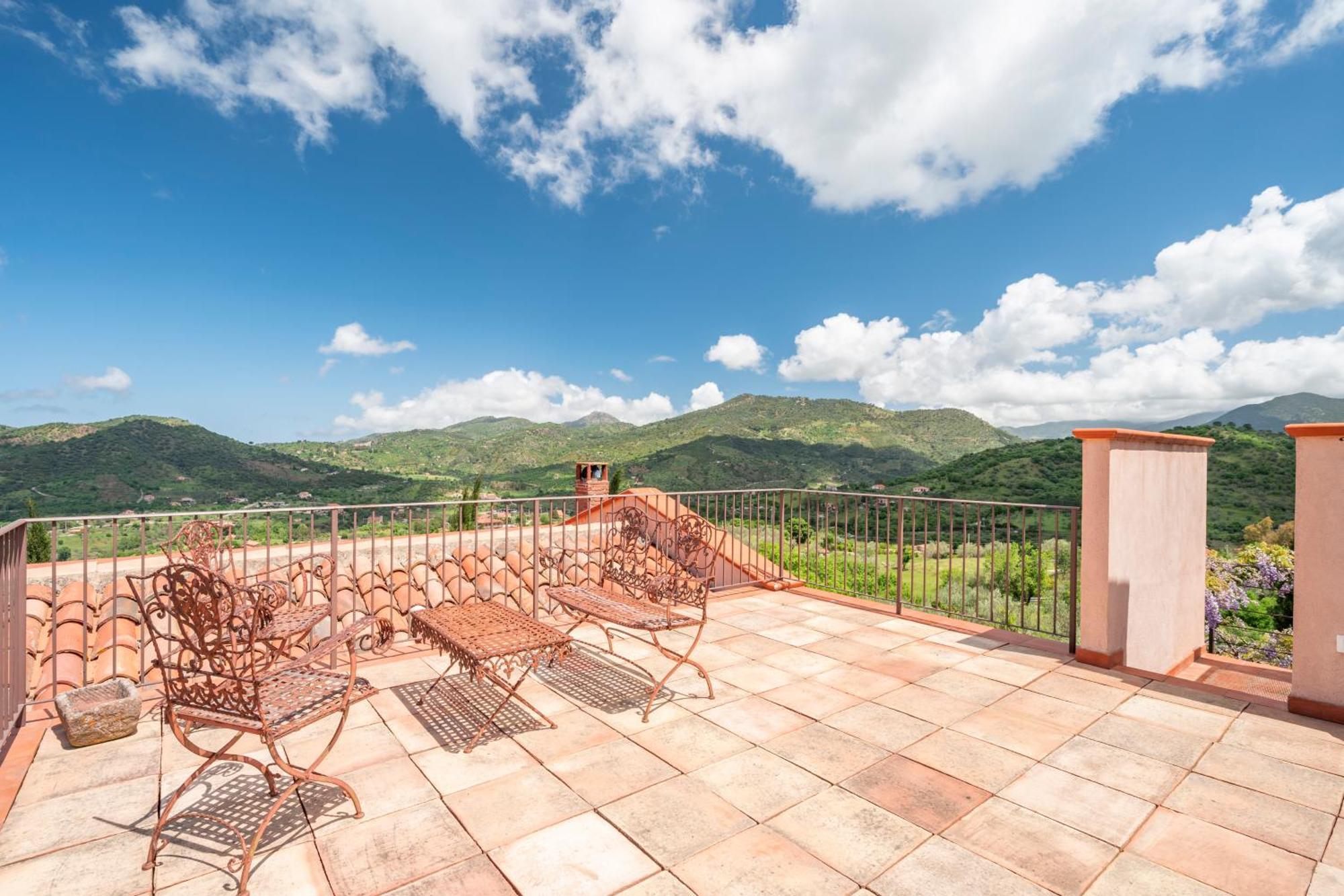 Villarose Castelbuono  Exterior foto